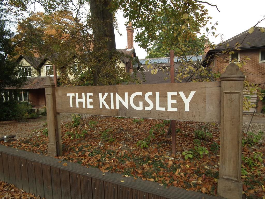 The Kingsley At Eversley ภายนอก รูปภาพ