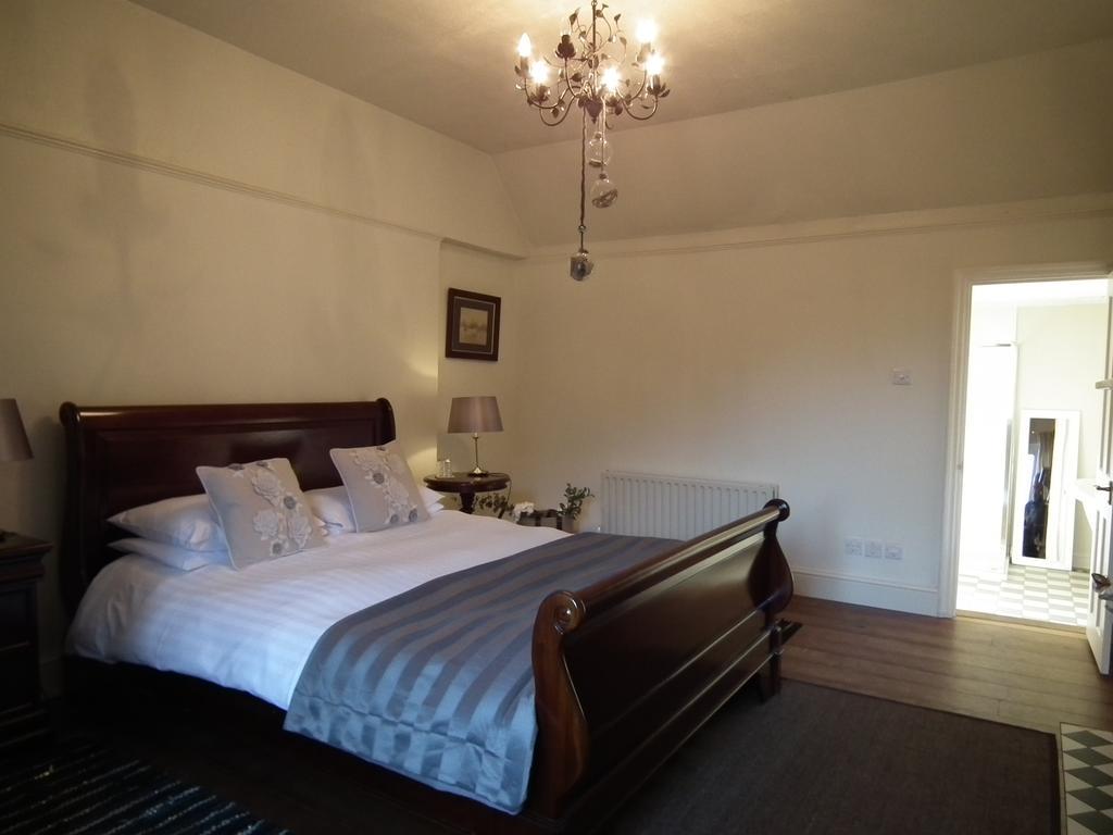 The Kingsley At Eversley ภายนอก รูปภาพ