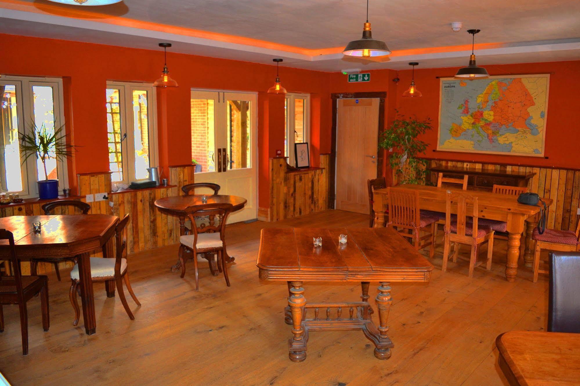 The Kingsley At Eversley ภายนอก รูปภาพ